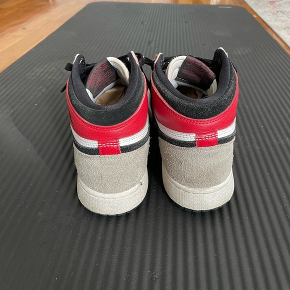 Nike Jordan One Retro High - Picture 3 of 6